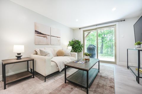 Photo 33 at 59 - 16 Evergreen Court, Ardagh, Barrie