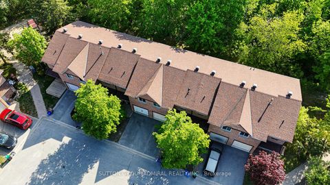 Photo 43 at 59 - 16 Evergreen Court, Ardagh, Barrie