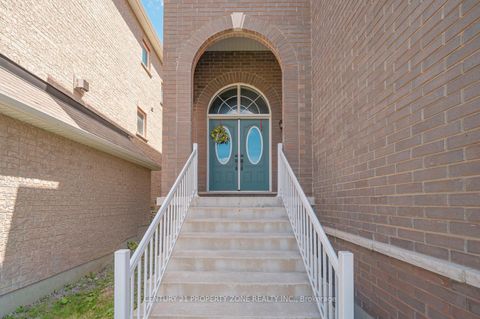 Photo 2 at 192 Muirfield Drive, Ardagh, Barrie
