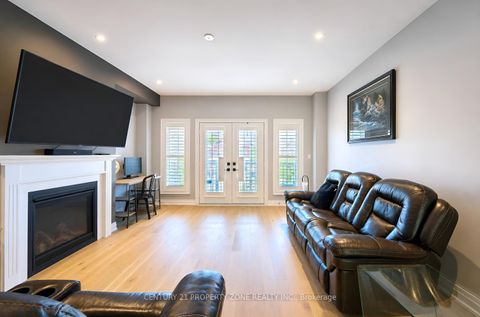 Photo 9 at 192 Muirfield Drive, Ardagh, Barrie