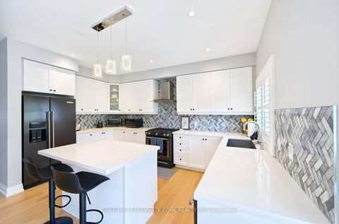 Photo 14 at 192 Muirfield Drive, Ardagh, Barrie