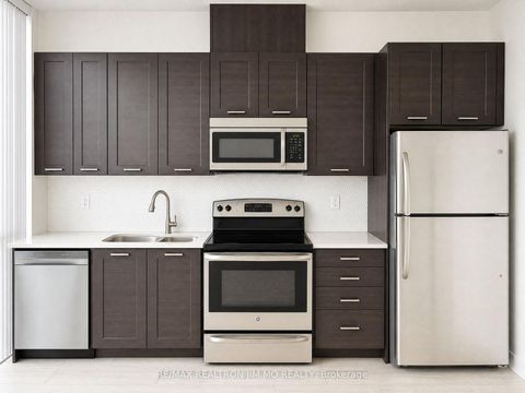 Photo 7 at 727 - 20 Bruyeres Mews, Waterfront Communities C1, Toronto