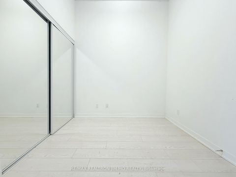 Photo 13 at 727 - 20 Bruyeres Mews, Waterfront Communities C1, Toronto