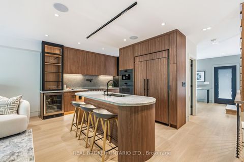 Photo 7 at 143 Fairview Avenue, Junction Area, Toronto