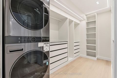 Photo 19 at 143 Fairview Avenue, Junction Area, Toronto