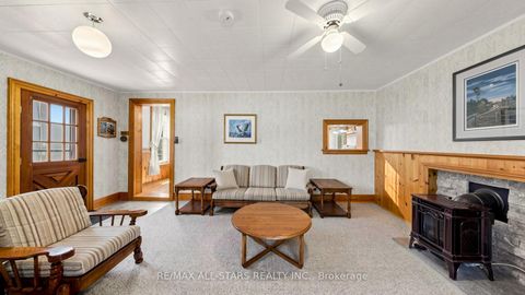 Photo 11 at 11 Marietta Street, Uxbridge