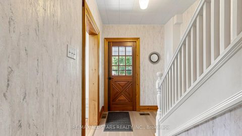 Photo 16 at 11 Marietta Street, Uxbridge