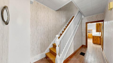 Photo 17 at 11 Marietta Street, Uxbridge