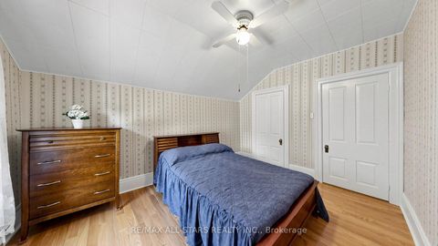 Photo 22 at 11 Marietta Street, Uxbridge