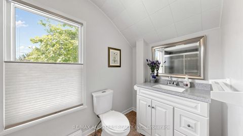 Photo 25 at 11 Marietta Street, Uxbridge