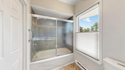 Photo 26 at 11 Marietta Street, Uxbridge