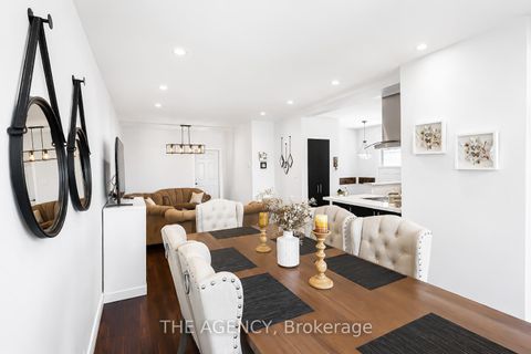 Photo 5 at 282 Neal Drive, Crosby, Richmond Hill
