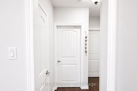 Photo 14 at 282 Neal Drive, Crosby, Richmond Hill