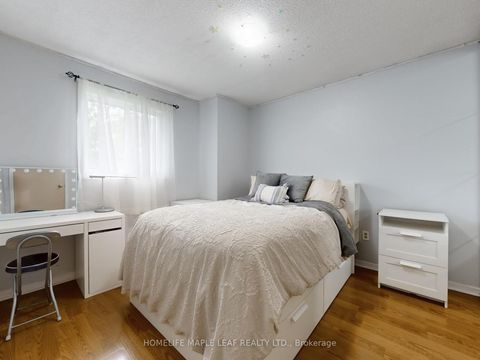 Photo 29 at 39 Lamay Crescent, Rouge E11, Toronto