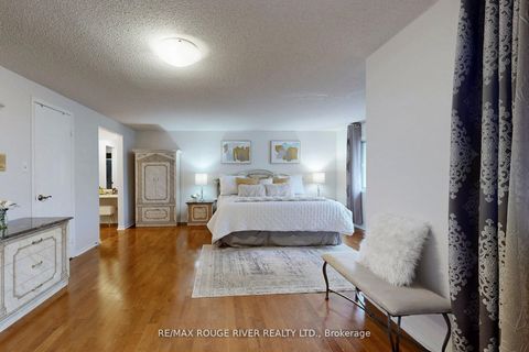 Photo 19 at 45 Rotherglen Road N, Central West, Ajax