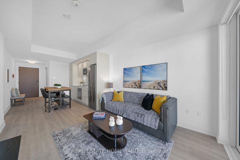 Photo 9 at 2039 - 20 Inn On The Park Drive, Don Mills, Toronto