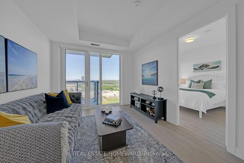 Photo 11 at 2039 - 20 Inn On The Park Drive, Don Mills, Toronto