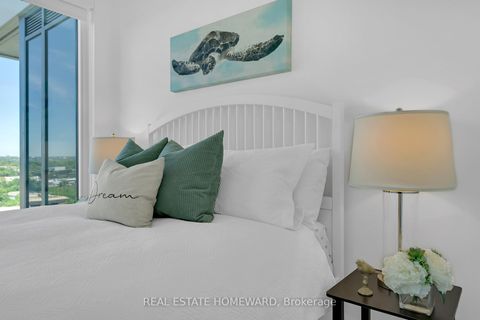 Photo 17 at 2039 - 20 Inn On The Park Drive, Don Mills, Toronto