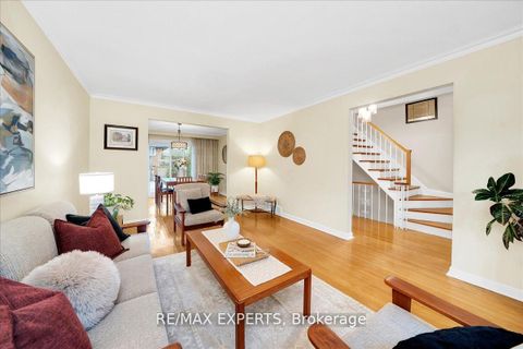 Photo 7 at 239 Mill Road, Markland Wood, Toronto