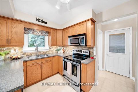 Photo 12 at 239 Mill Road, Markland Wood, Toronto