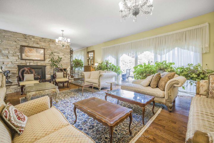 Photo 7 at 9799 Warden Avenue, Devil's Elbow, Markham