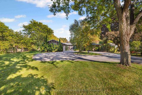 Photo 3 at 9799 Warden Avenue, Devil's Elbow, Markham