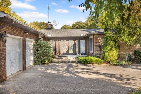 Photo 4 at 9799 Warden Avenue, Devil's Elbow, Markham