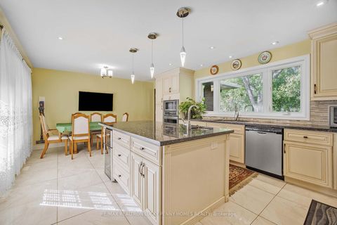 Photo 12 at 9799 Warden Avenue, Devil's Elbow, Markham
