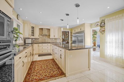 Photo 13 at 9799 Warden Avenue, Devil's Elbow, Markham