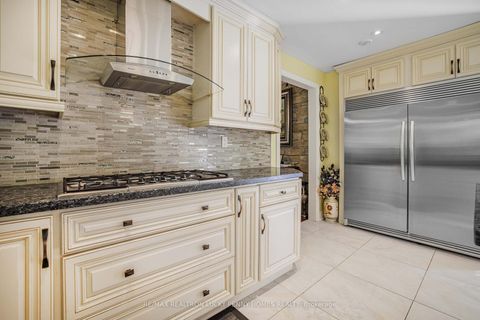 Photo 17 at 9799 Warden Avenue, Devil's Elbow, Markham