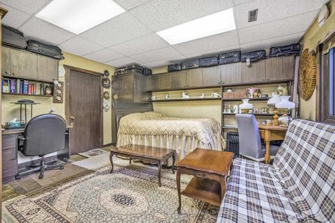 Photo 31 at 9799 Warden Avenue, Devil's Elbow, Markham