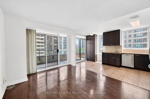 Photo 10 at 808 - 23 Hollywood Avenue, Willowdale East, Toronto