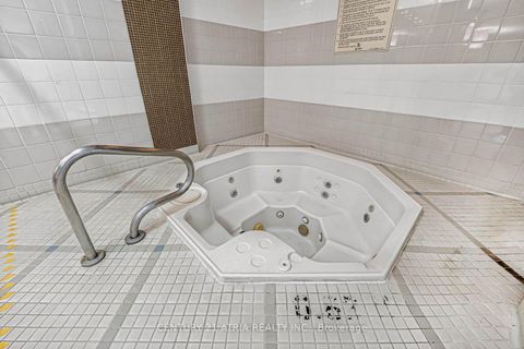 Photo 42 at 808 - 23 Hollywood Avenue, Willowdale East, Toronto