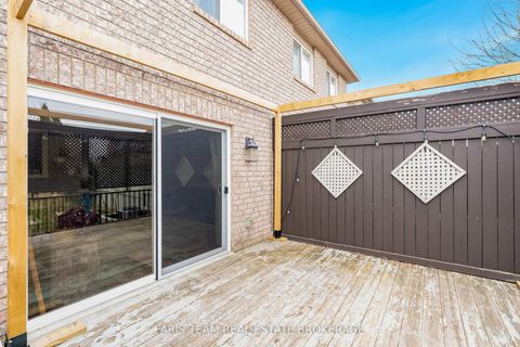 Photo 20 at 28 Raymond Crescent, Painswick South, Barrie
