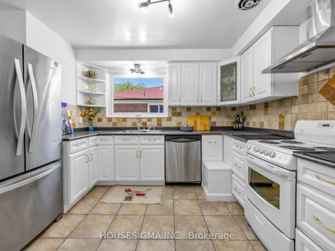 Photo 10 at 51 Tisdale Avenue, Victoria Village, Toronto