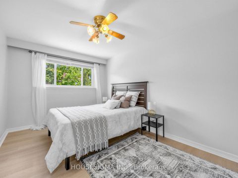 Photo 14 at 51 Tisdale Avenue, Victoria Village, Toronto