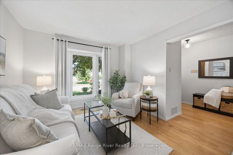 Photo 4 at 671 Greenbriar Drive, Eastdale, Oshawa