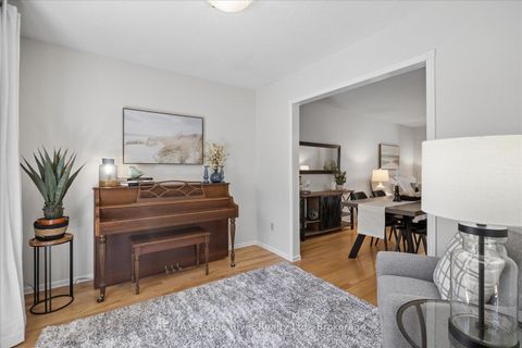 Photo 10 at 671 Greenbriar Drive, Eastdale, Oshawa