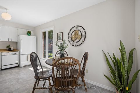 Photo 11 at 671 Greenbriar Drive, Eastdale, Oshawa