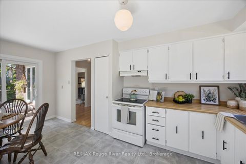 Photo 15 at 671 Greenbriar Drive, Eastdale, Oshawa