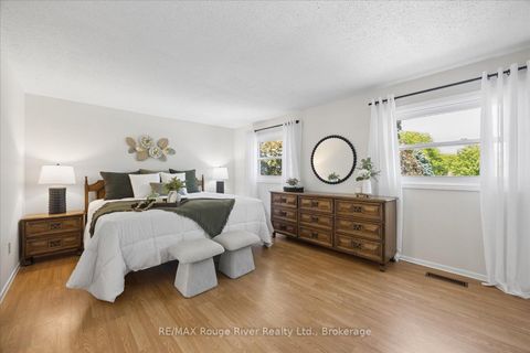 Photo 17 at 671 Greenbriar Drive, Eastdale, Oshawa