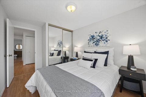 Photo 23 at 671 Greenbriar Drive, Eastdale, Oshawa