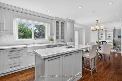 Photo 14 at 248 Forest Drive, West Woodbridge, Vaughan