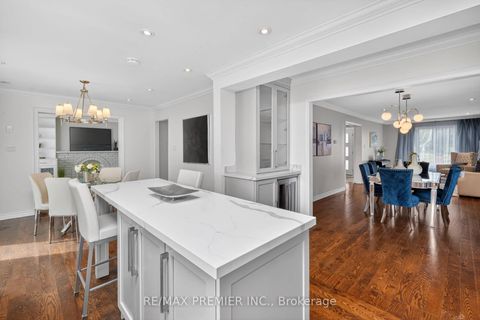 Photo 19 at 248 Forest Drive, West Woodbridge, Vaughan
