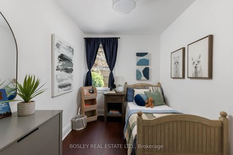 Photo 9 at 249 Gainsborough Road, Woodbine Corridor, Toronto