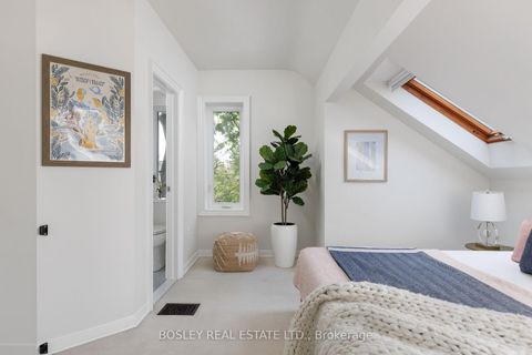 Photo 24 at 249 Gainsborough Road, Woodbine Corridor, Toronto