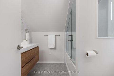 Photo 25 at 249 Gainsborough Road, Woodbine Corridor, Toronto