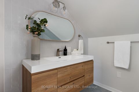 Photo 26 at 249 Gainsborough Road, Woodbine Corridor, Toronto