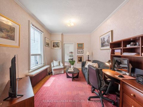 Photo 6 at 326 Cedarvale Avenue, Lumsden, Toronto