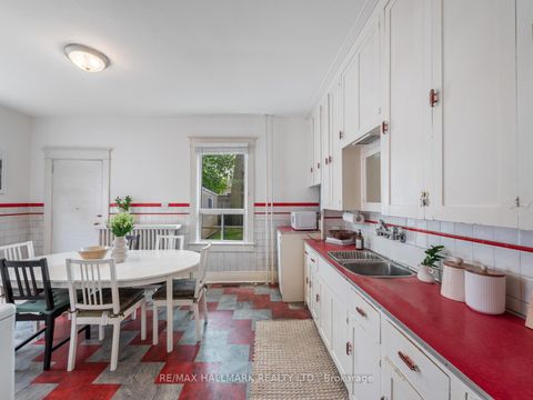 Photo 13 at 326 Cedarvale Avenue, Lumsden, Toronto